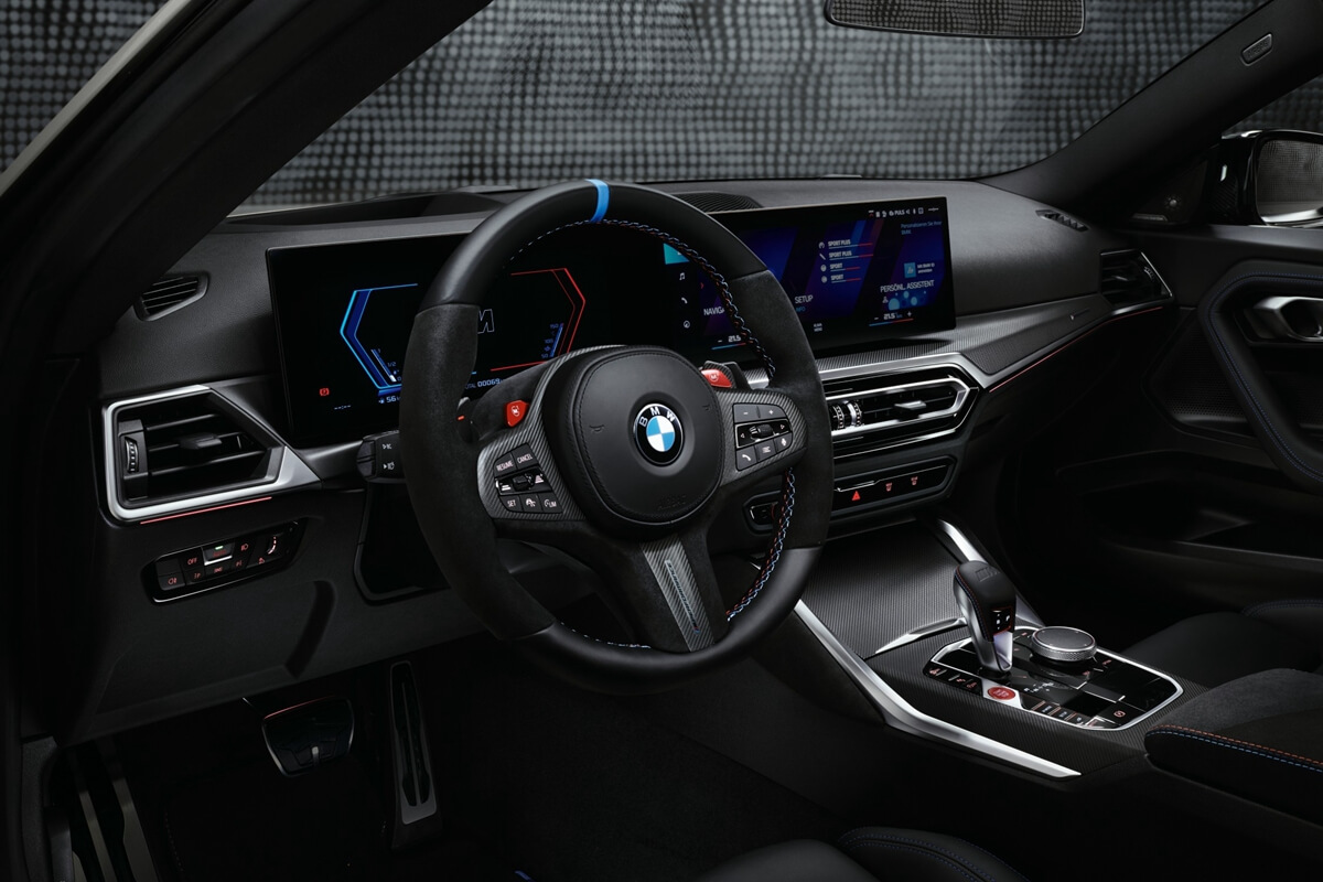 P90484600_lowRes_the-all-new-bmw-m-pe.jpg