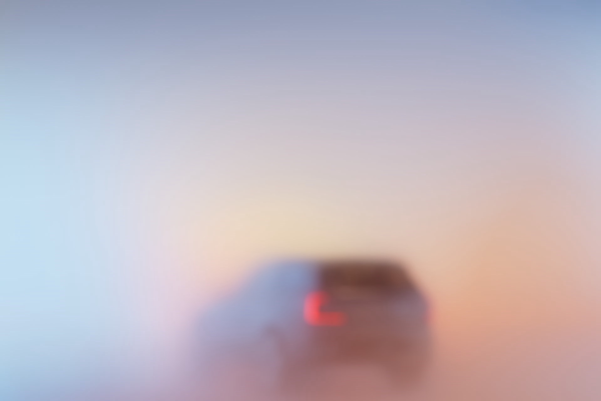 305470_Blurred_Rear_View.jpg