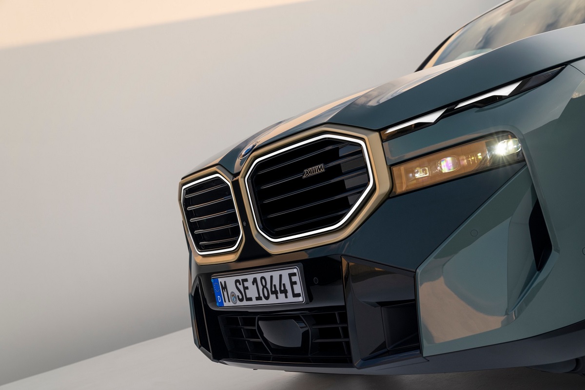 P90478600_lowRes_the-first-ever-bmw-x.jpg