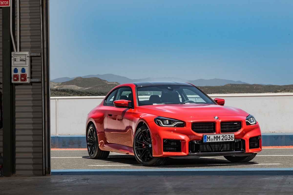 P90481921_lowRes_the-all-new-bmw-m2-s.jpg
