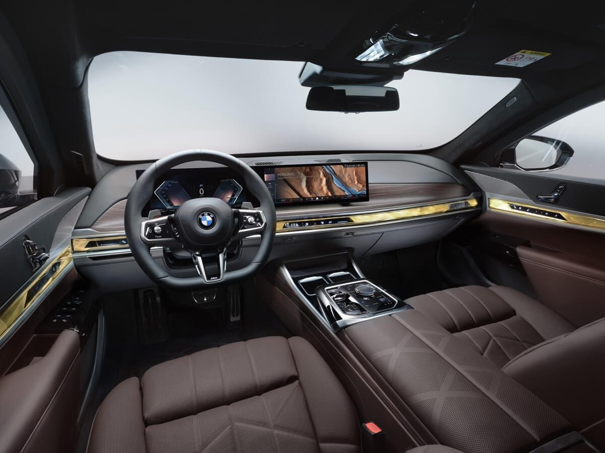P90516174_lowRes_the-new-bmw-760i-xdr.jpg
