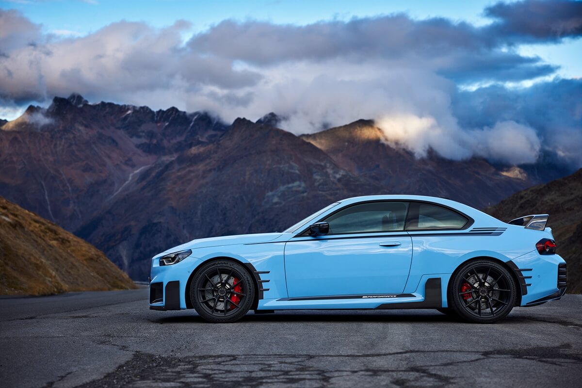 P90532260_highRes_the-all-new-bmw-m2-w.jpg