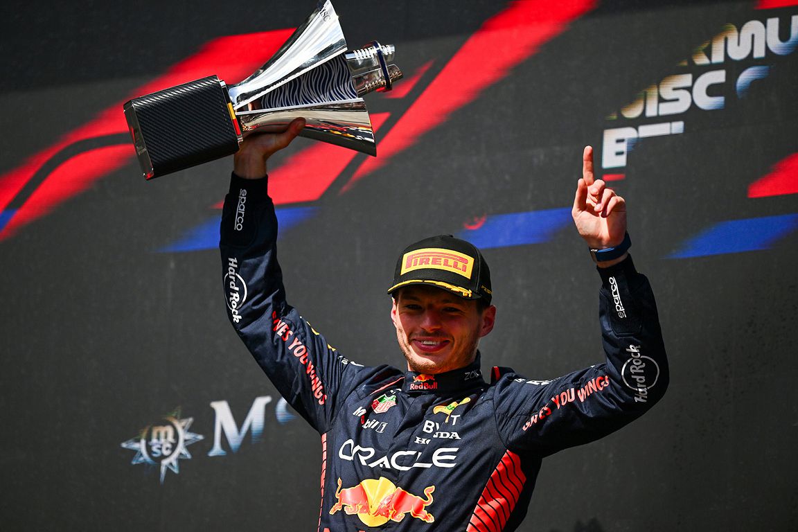 圖4- Red Bull 車手Max Verstappen甫拿下比利時大獎賽冠軍，為Red Bull車隊守護上半年12場全勝戰績.jpg