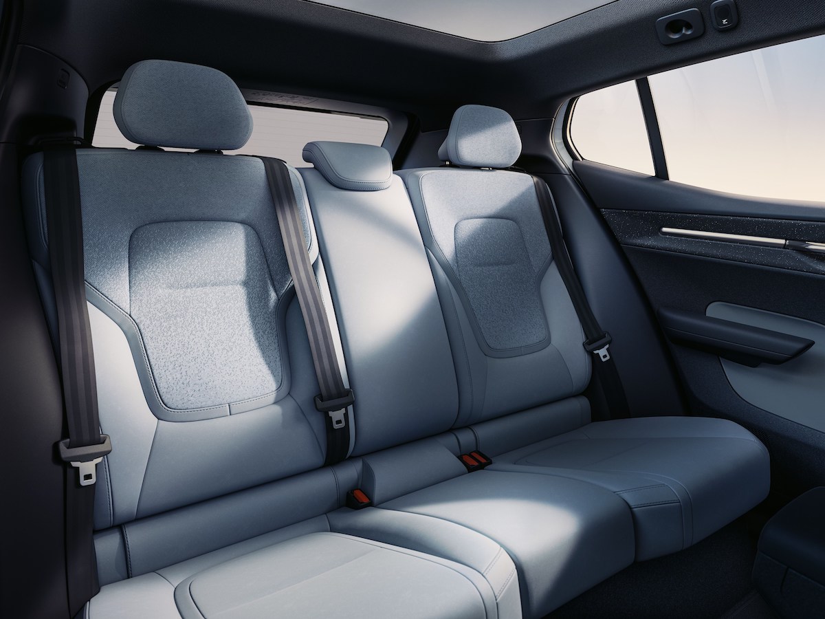 313340_Volvo_EX30_interior.jpg