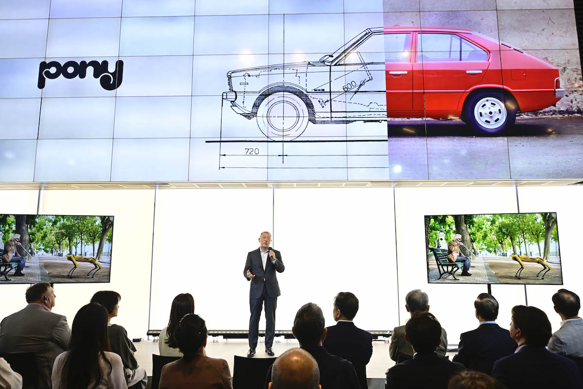 Image 01_Hyundai Presents Heritage Exhibition 'PONY the timeless'.JPG