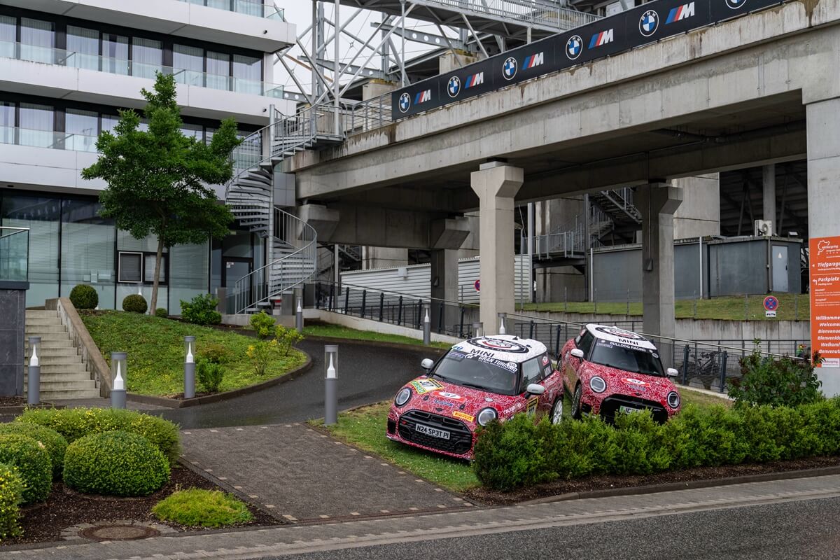 P90564934_highRes_mini-john-cooper-wor.jpg