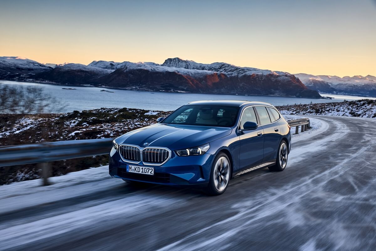 P90537396_highRes_the-new-bmw-520d-xdr.jpg