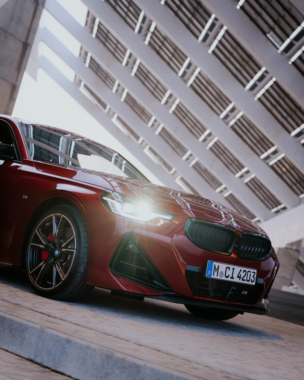 P90554857_lowRes_the-new-bmw-m240i-xd.jpg