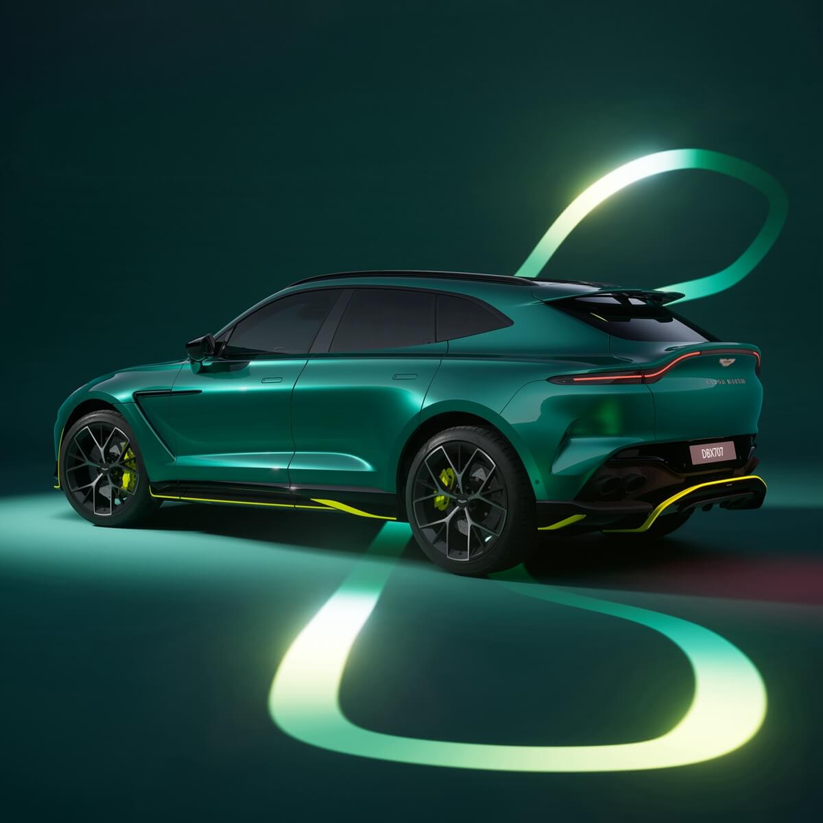 AstonMartinDBX707AMR24Edition_14.jpg