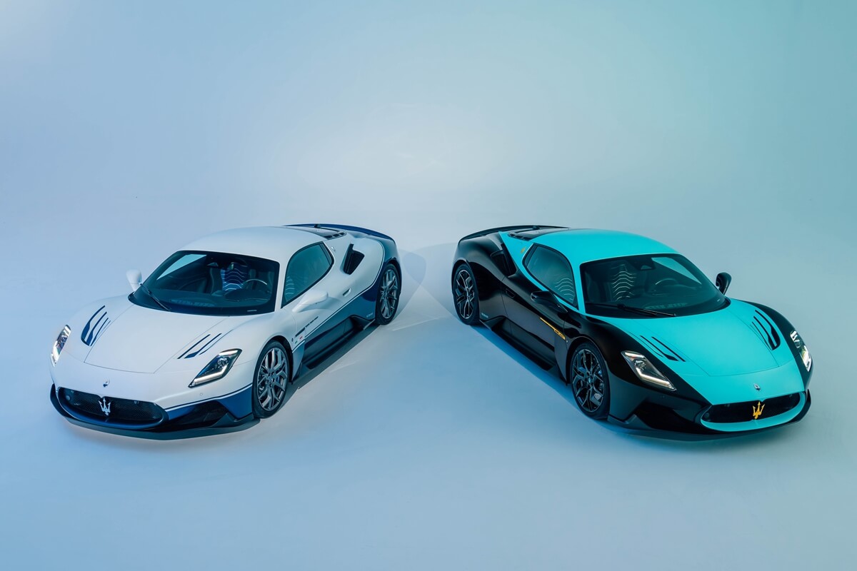 24108-MaseratiMC20Icona-MC20Leggenda.jpg
