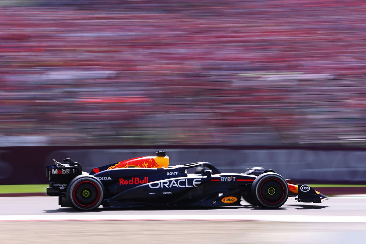 圖2-Red Bull 車隊荷蘭籍車手 Max Verstappen成功抵禦Lando的追擊，於艾米利亞-羅馬涅大獎賽拿下本季第五勝。.jpg