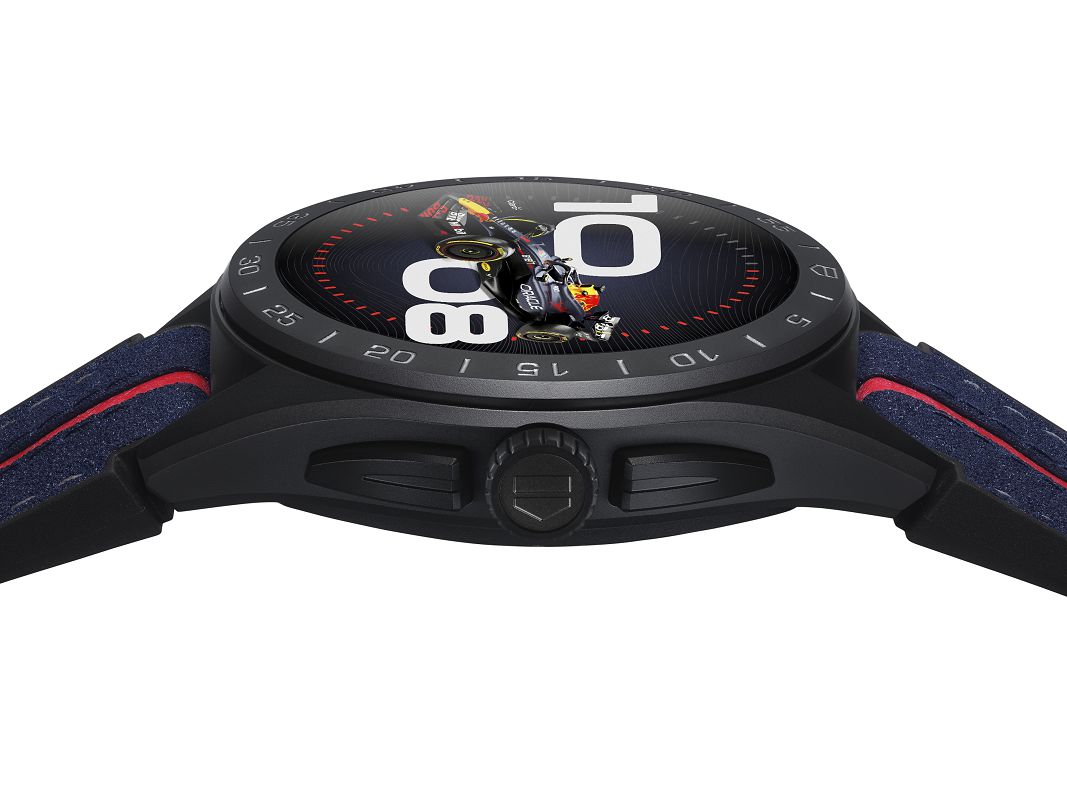 TAG Heuer Connected Calibre E4智能腕錶45毫米紅牛車隊特別版_參考編號SBR8A80.EB0365_建議售價NT$63,900_單品圖3.jpg