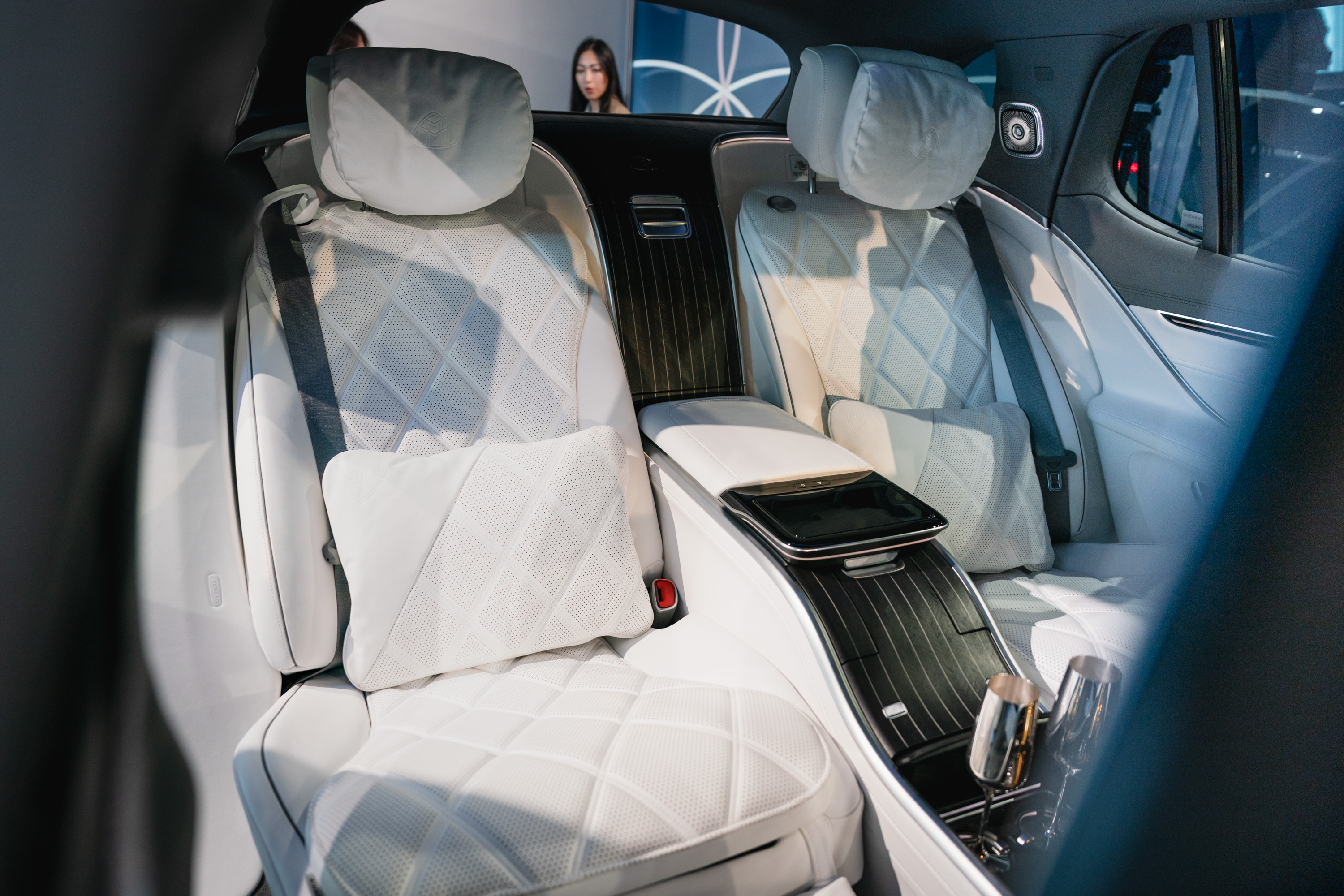 240605 Maybach EQS 680 SUV -905192.jpg