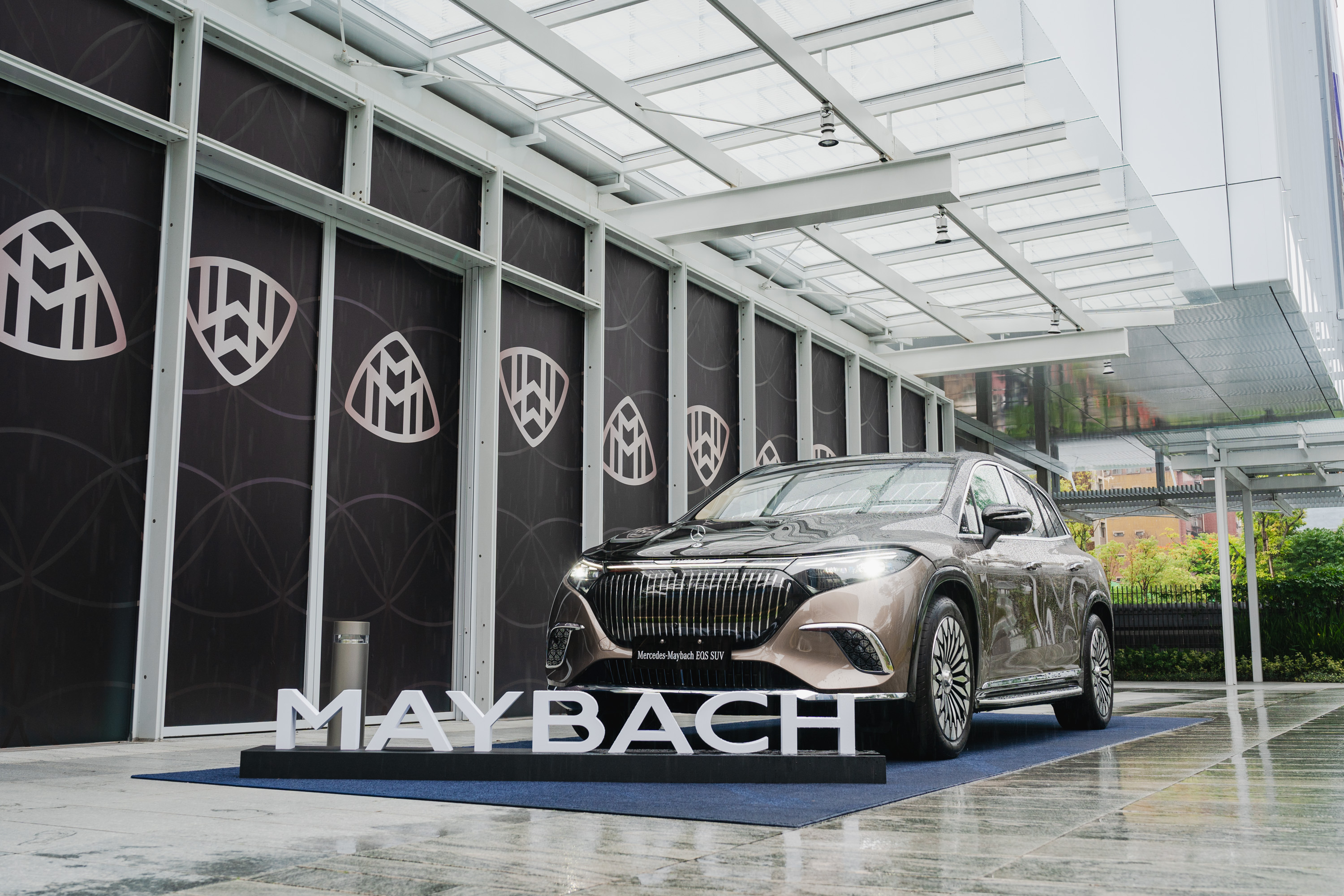 240605 Maybach EQS 680 SUV -905210.jpg