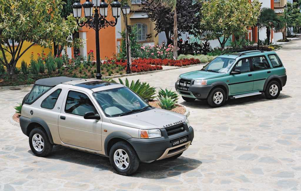 LRFL1HeritageVehiclerelease02.jpg