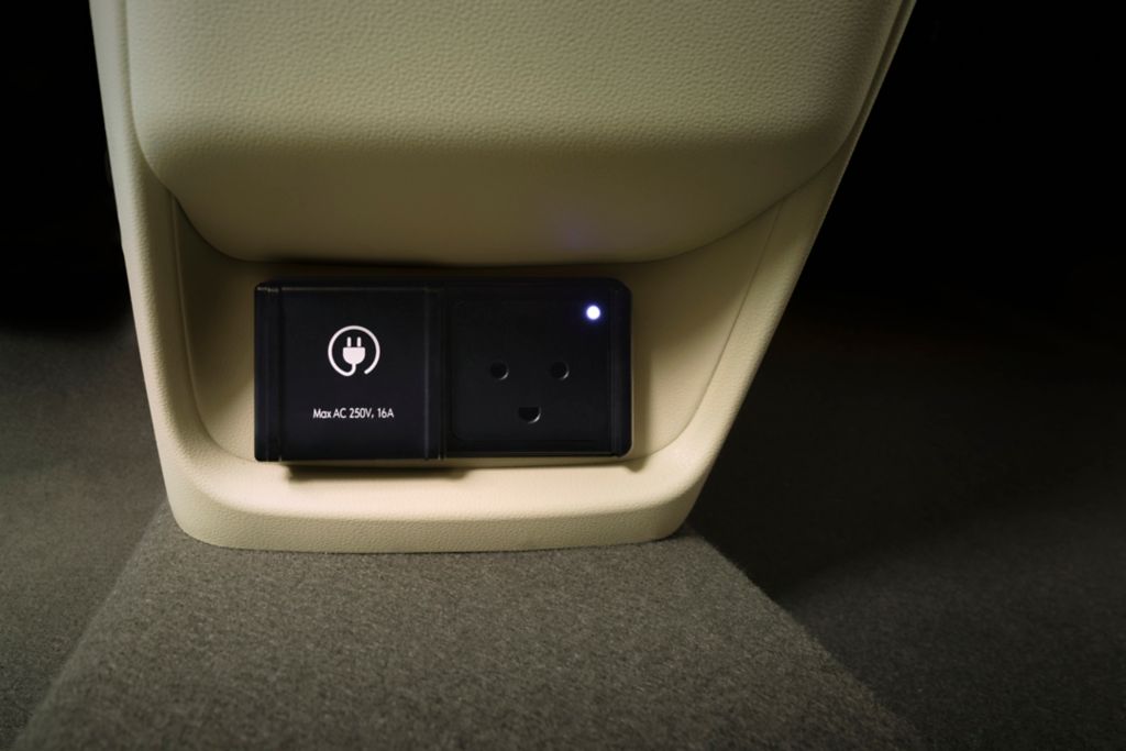 hyundai-inster-premiere-interior-detail-03_wid_1024_bfc_off.jpg
