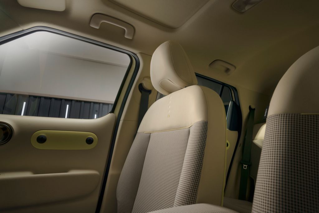 hyundai-inster-premiere-interior-detail-05_wid_1024_bfc_off.jpg