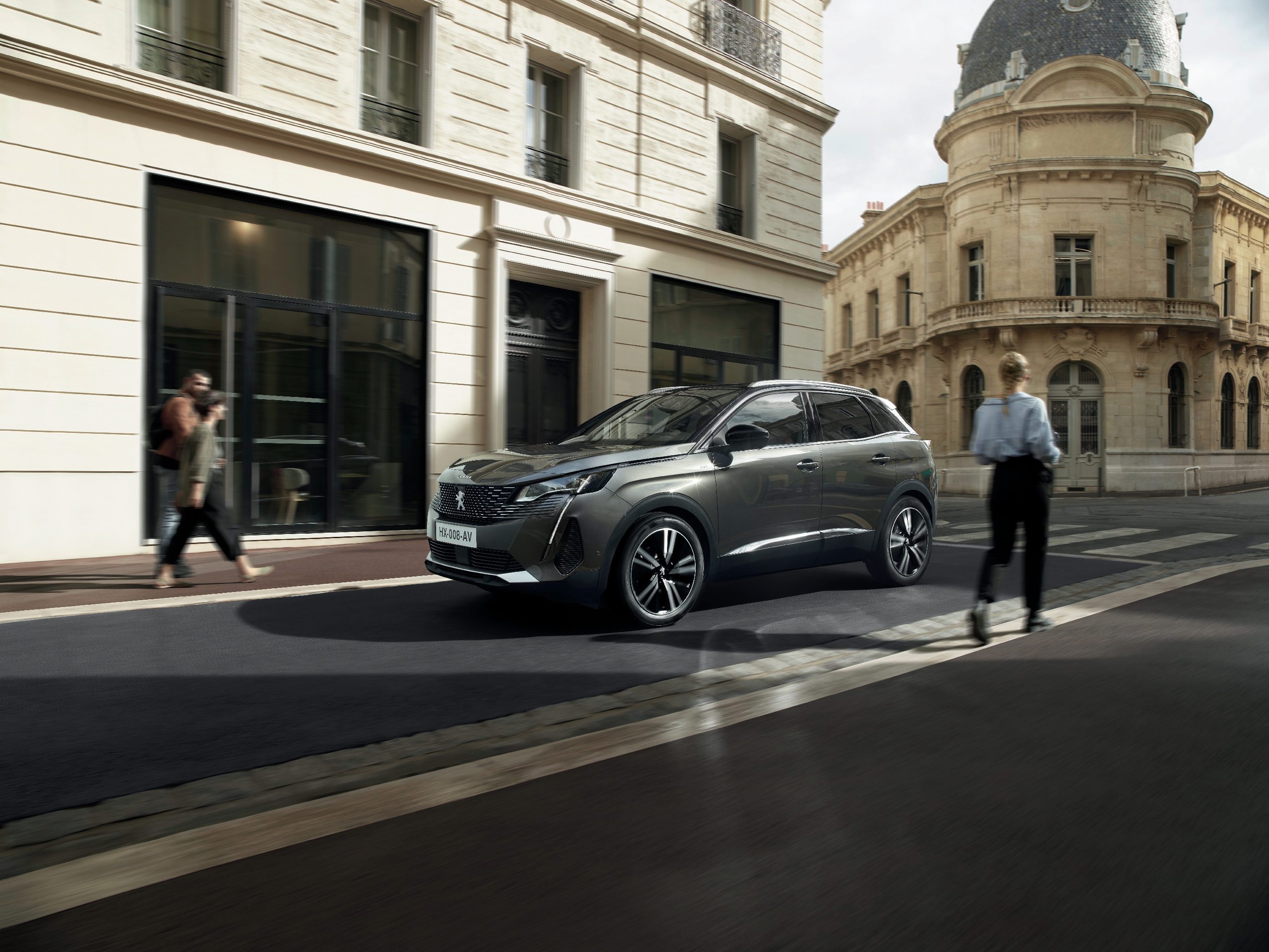 PEUGEOT 3008 GT_01.jpg