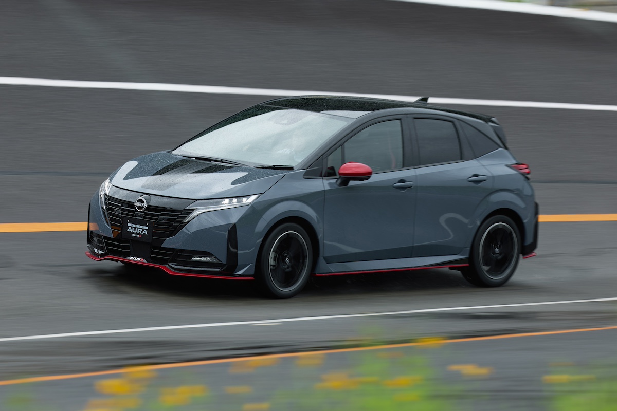 0701 AURA NISMO_010.jpg