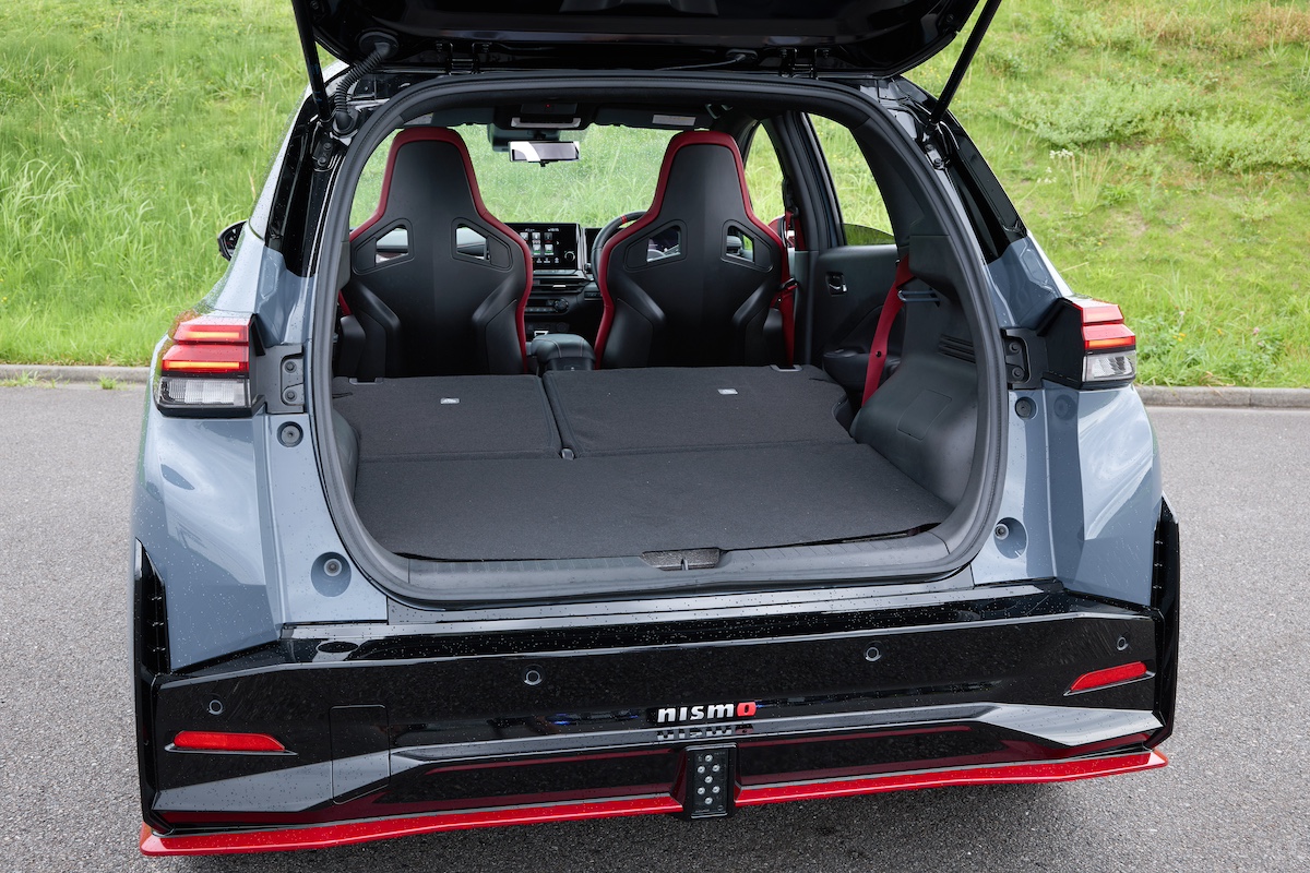 0701 AURA NISMO_043.jpg