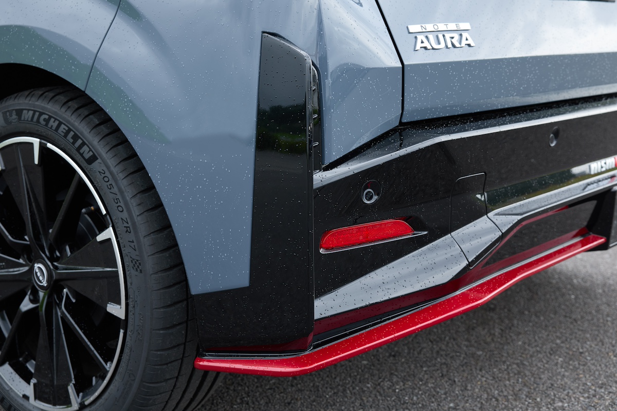 0701 AURA NISMO_047.jpg