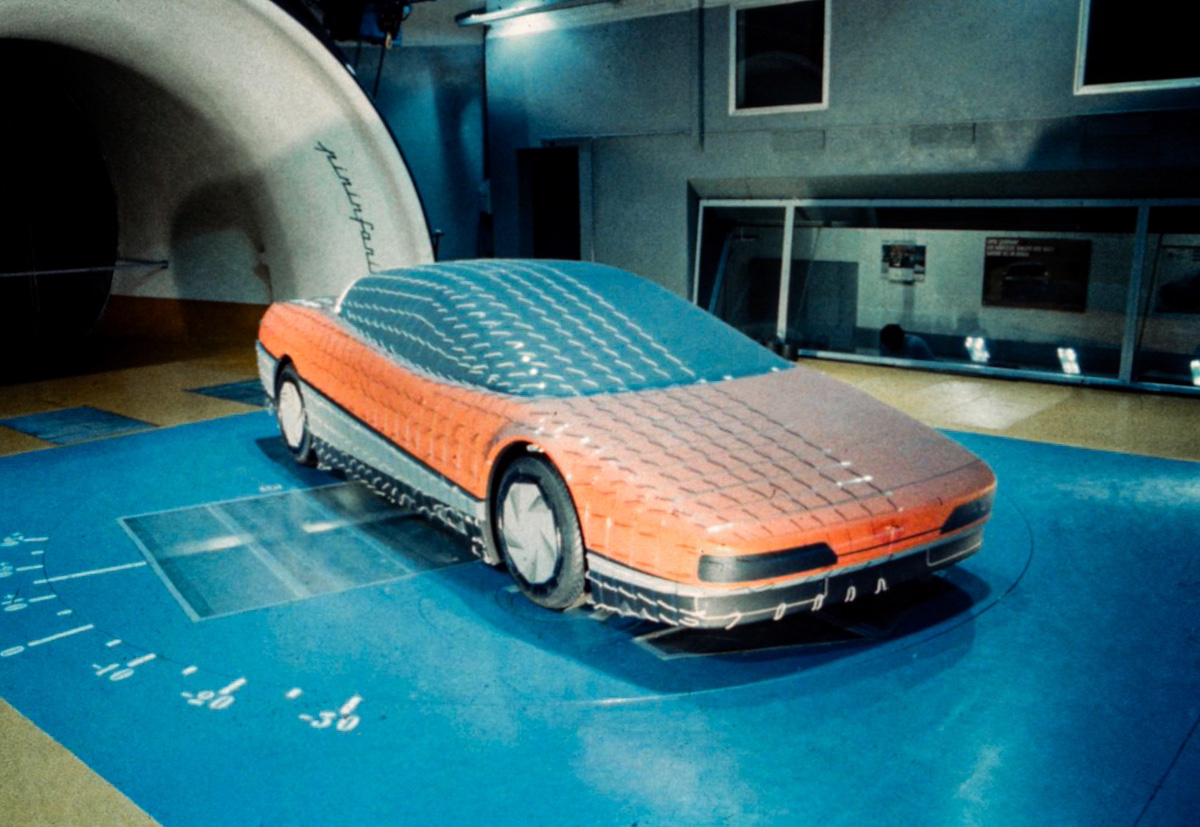 38 1984 Honda HP-X by Pininfarina - Archive Testing.jpg