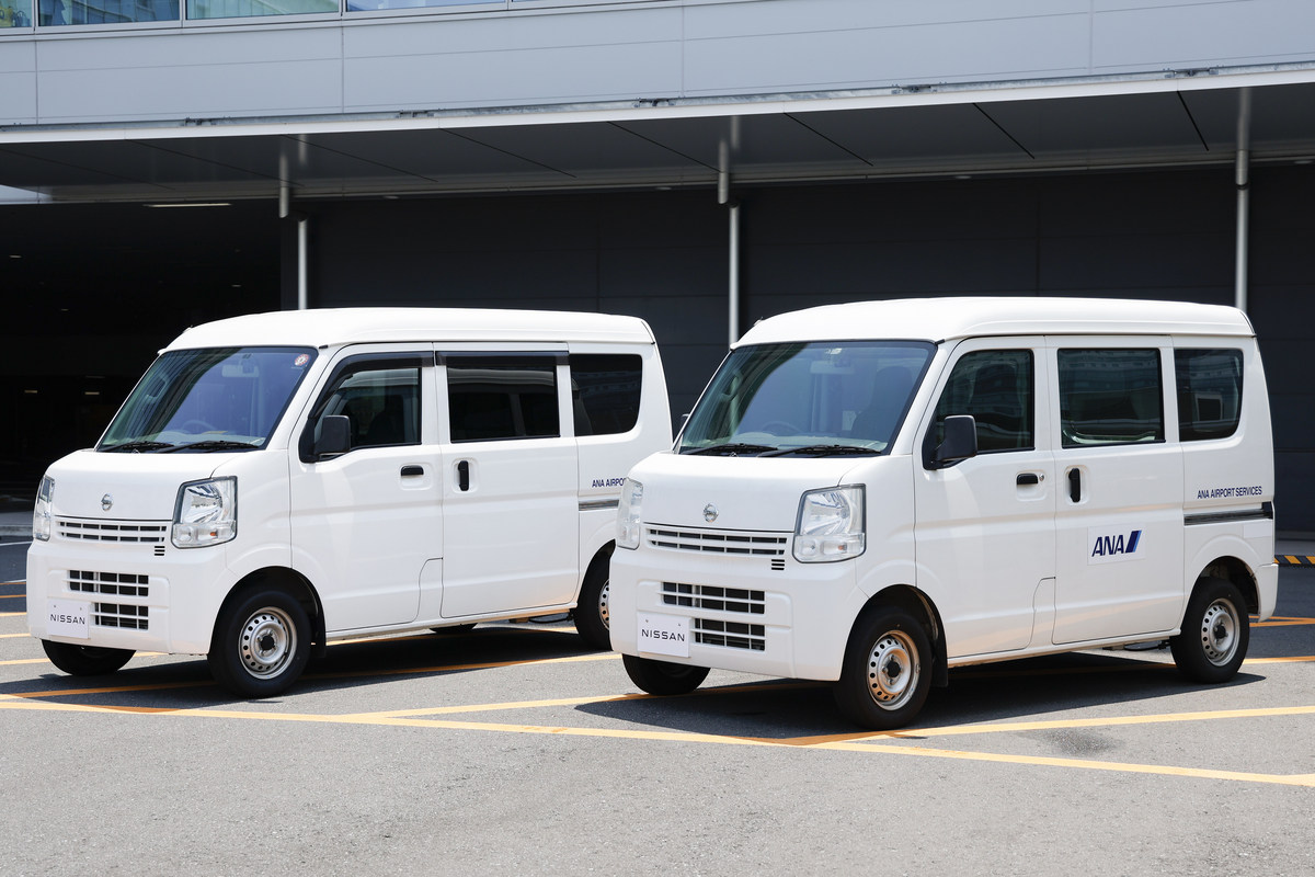 240805_Nissan_cool_paint9-1200x800.jpg