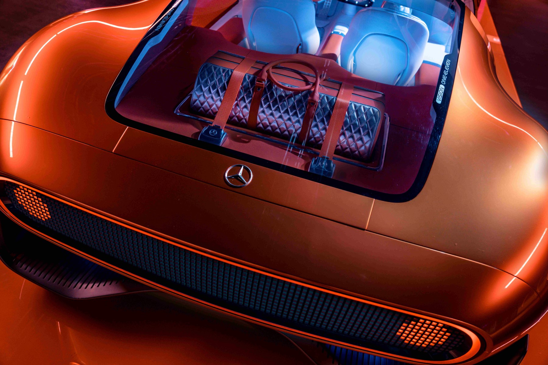 圖二、Mercedes-Benz 概念超跑 Vision One-Eleven 特展吸引超過15,000人參觀。.jpg