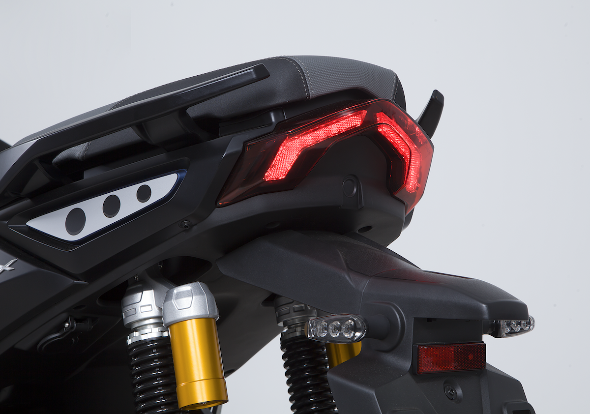 DINK X 125 (10).png