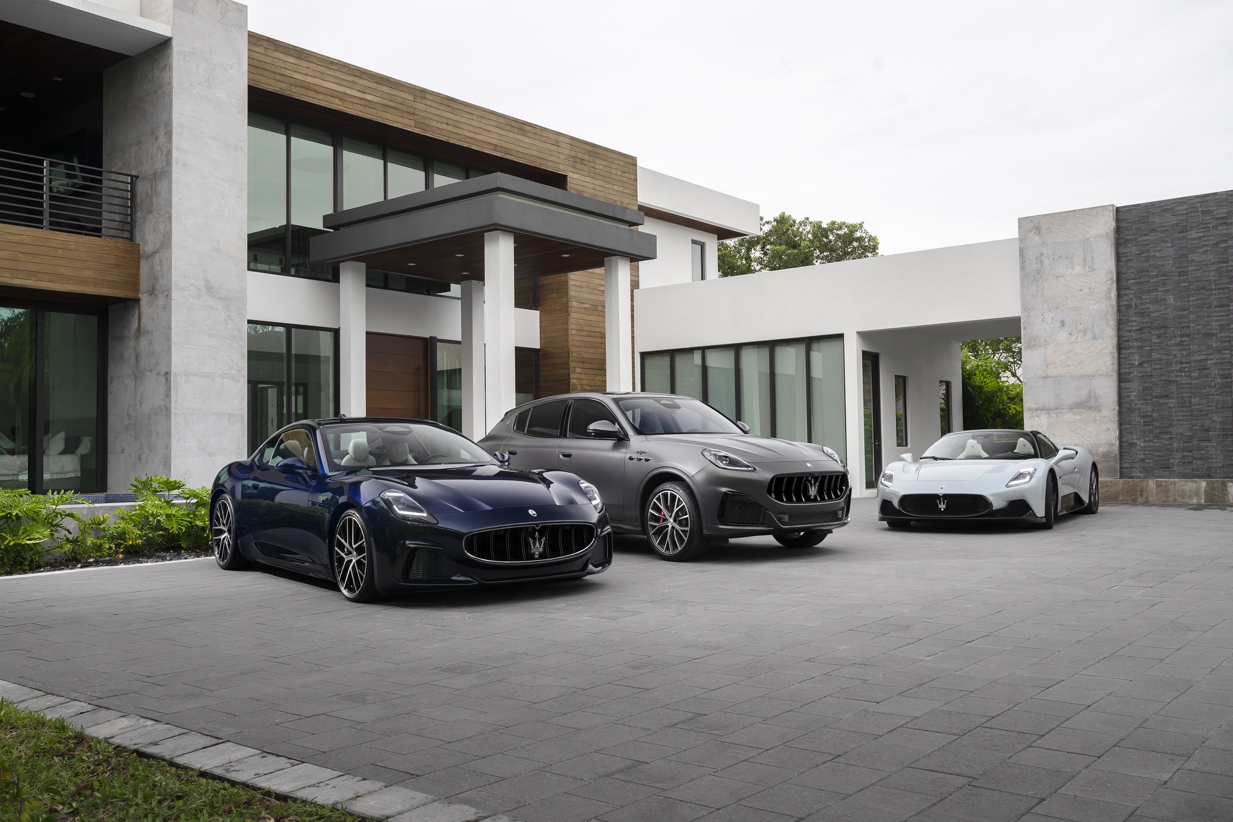 Maserati 總代理臺灣蒙地拿更攜手美國運通推出貴賓專屬禮遇，2024 年 12 月 31 日前持美國運通指定卡別訂購 Grecale 全系列指定車型與 Maserati 指定車系享貴賓專屬雙重禮遇.jpg