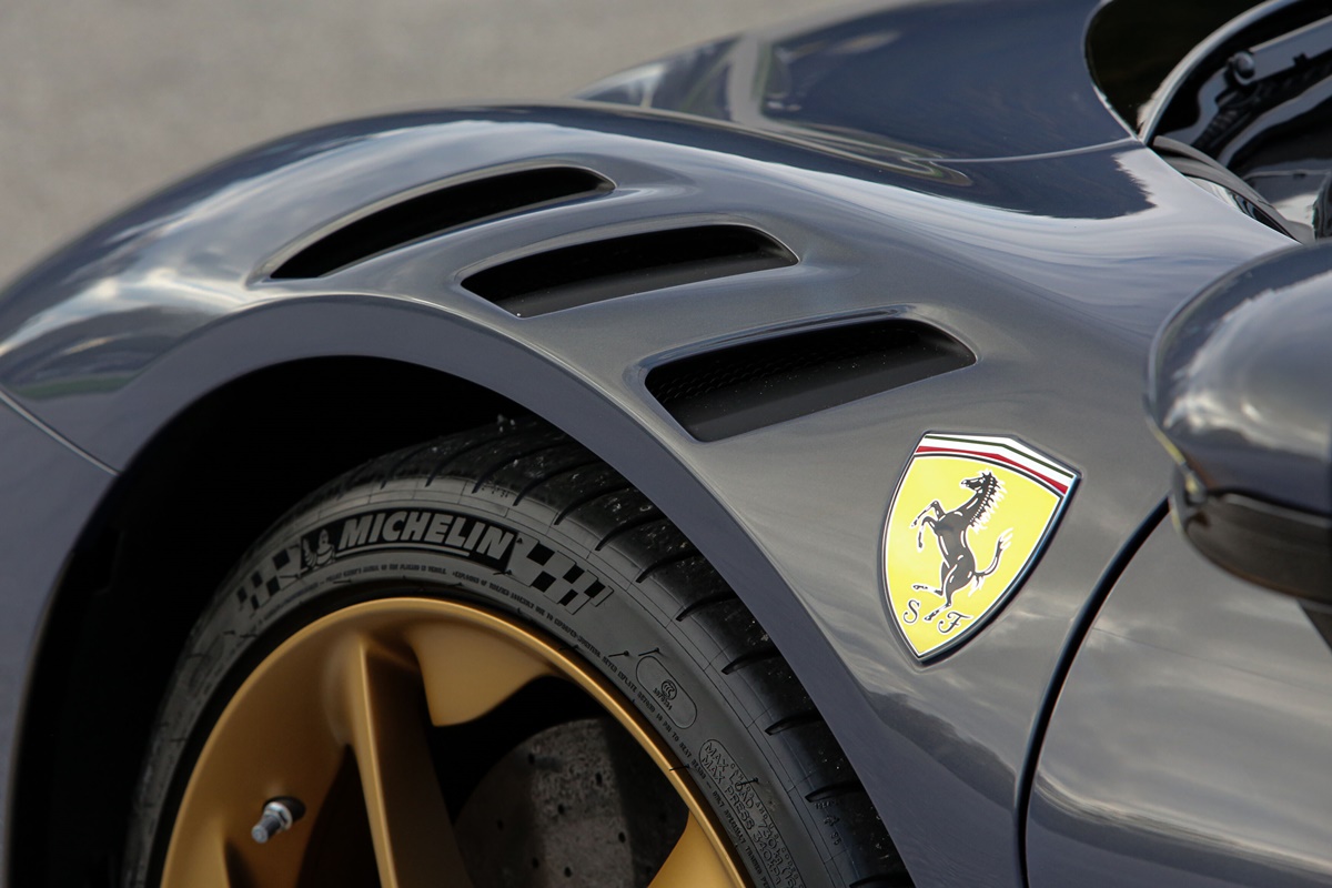 Ferrari-SF90-XX-Spider-00053.jpg