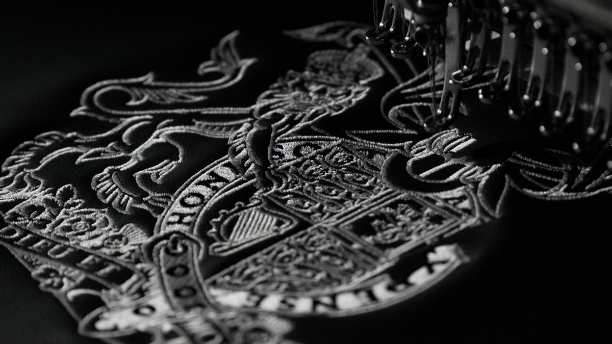 Aston Martin Royal Warrant (2).jpg