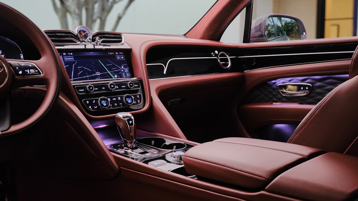 Bentayga Victoris - 12.jpg