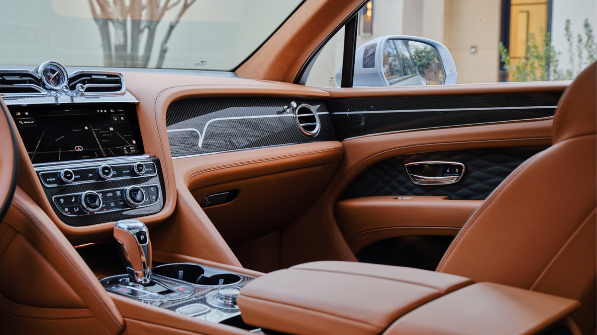Bentayga Victoris - 13.jpg