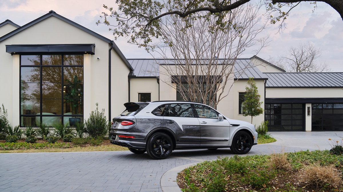Bentayga Victoris - 2.jpg