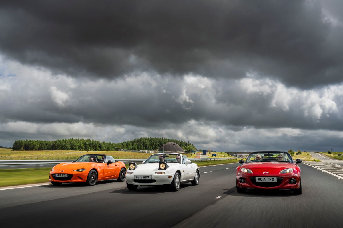 Mazda_MX-5_35th_Anniversary_LEJOG_0216.jpg