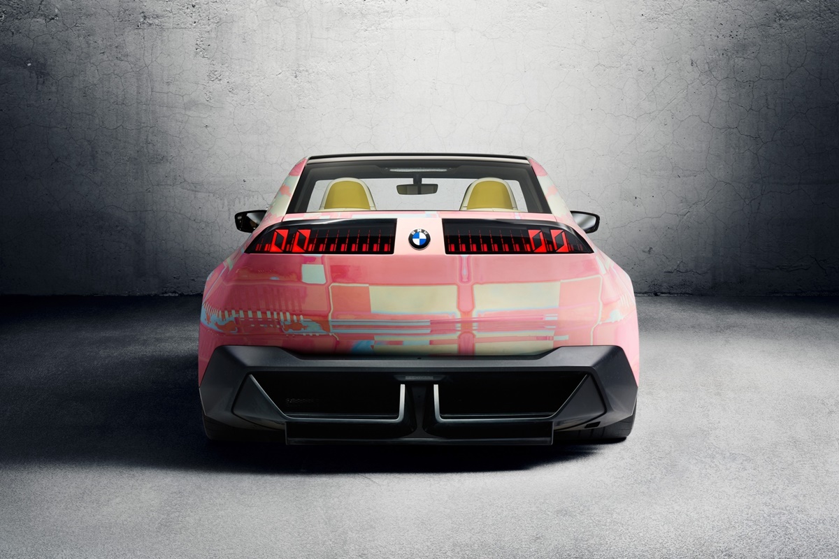 P90595361_lowRes_bmw-vision-driving-e.jpg