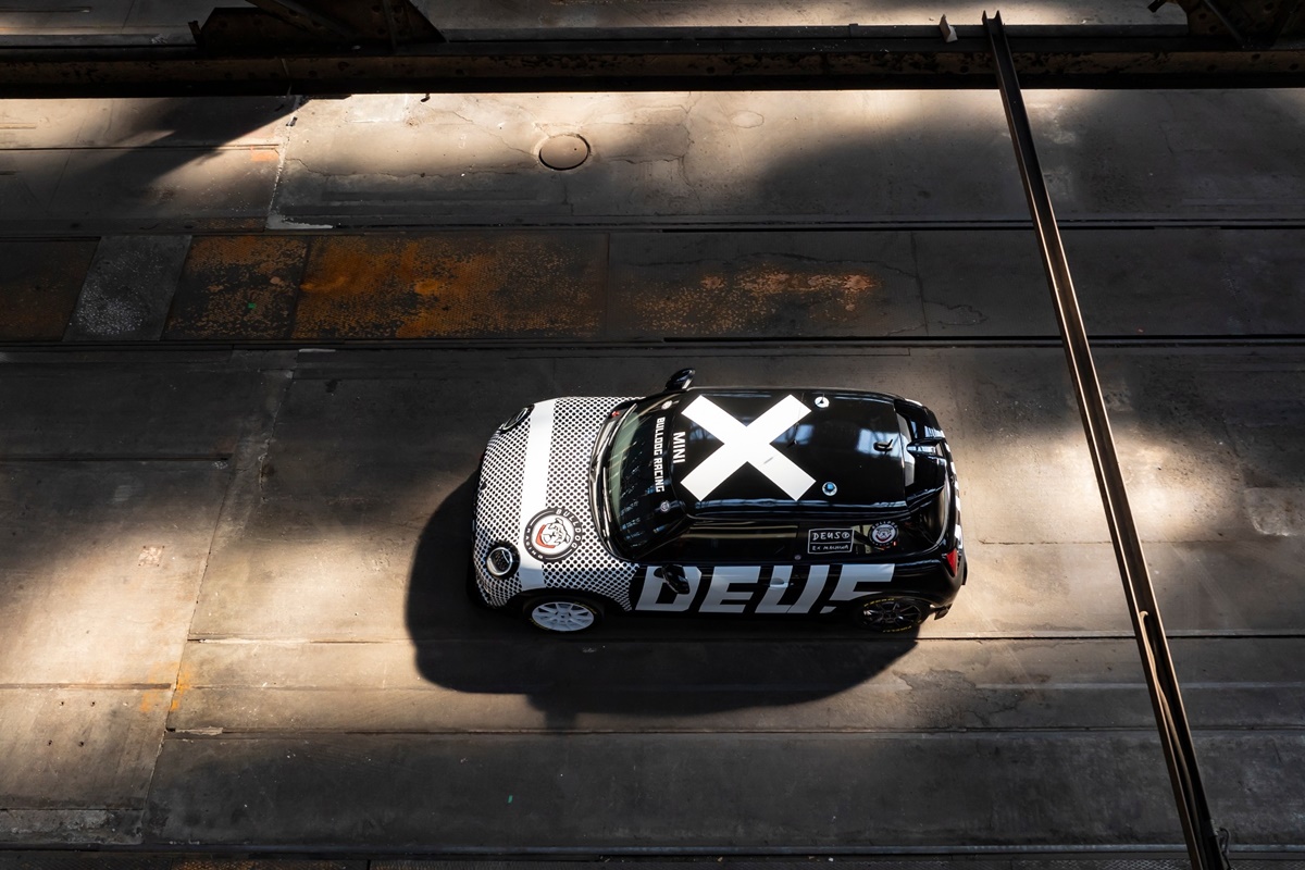 P90594635_lowRes_mini-john-cooper-wor.jpg
