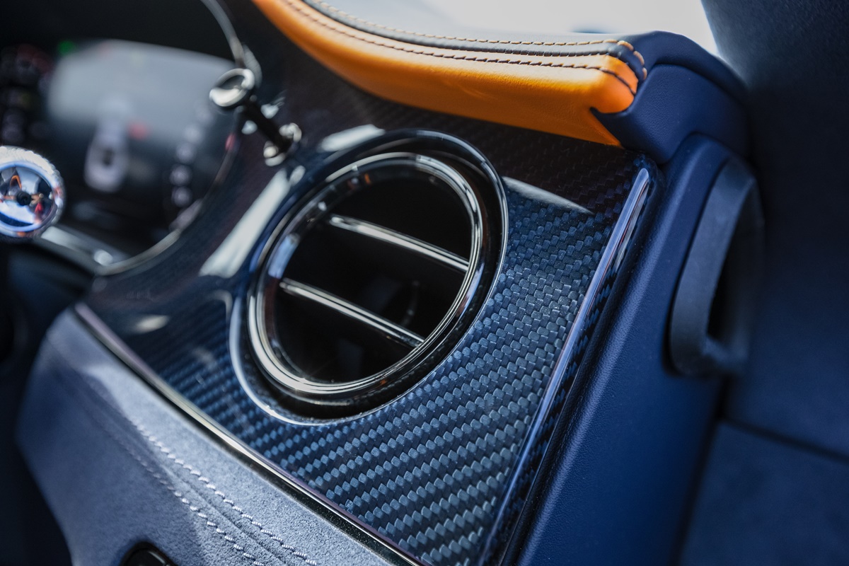 11 - PCG Interior Features - Imperial Blue Carbon Fibre.jpg