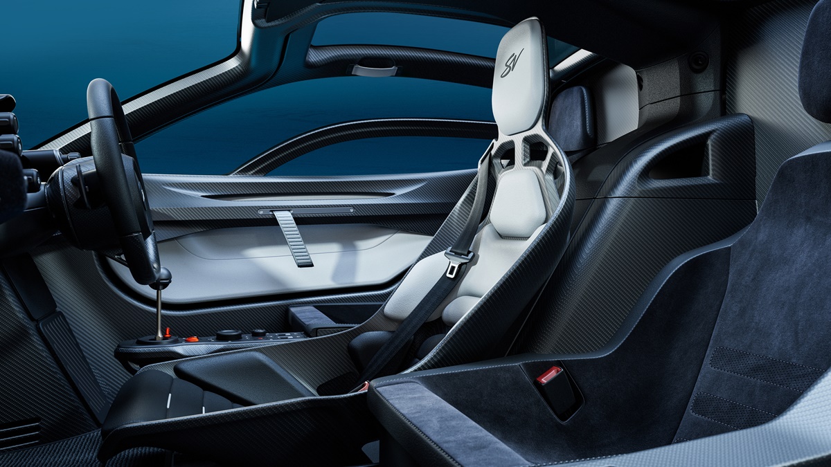 8_GMSV_ LeMansGTR_Interior_2.jpg