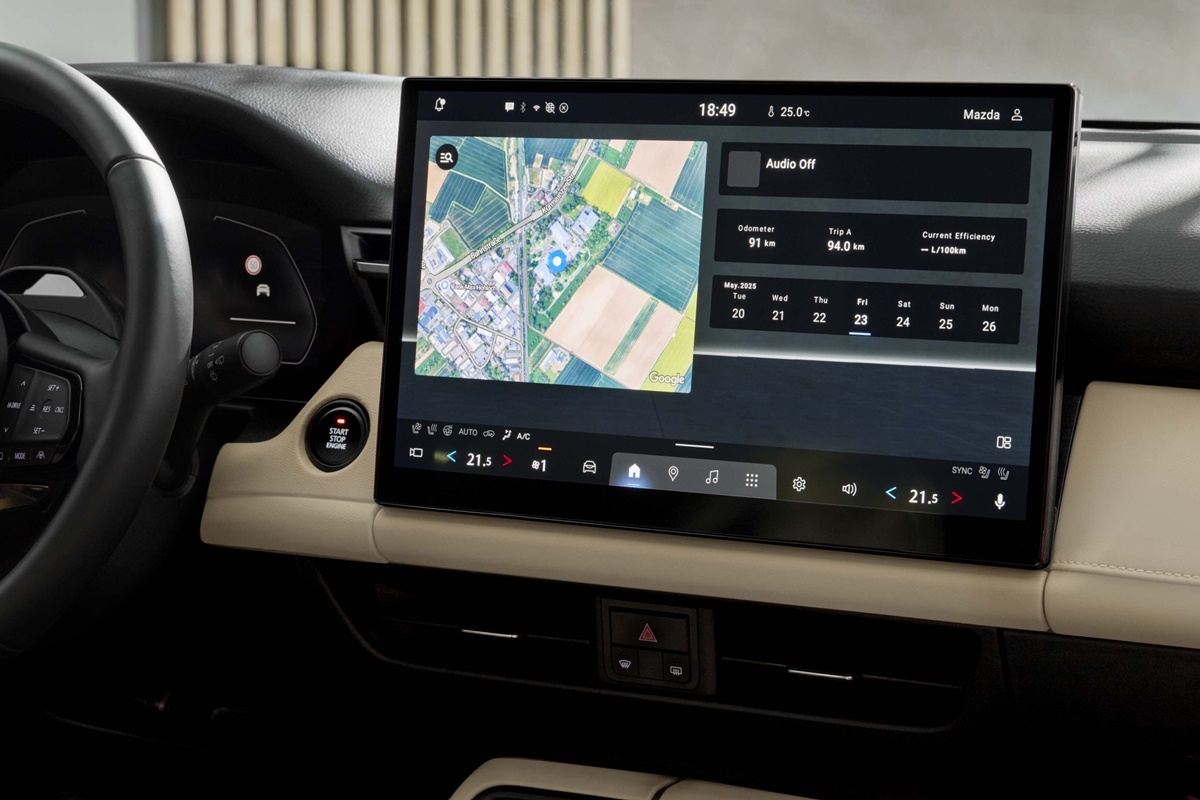 Mazda_CX-5_Germany_int (3).jpg