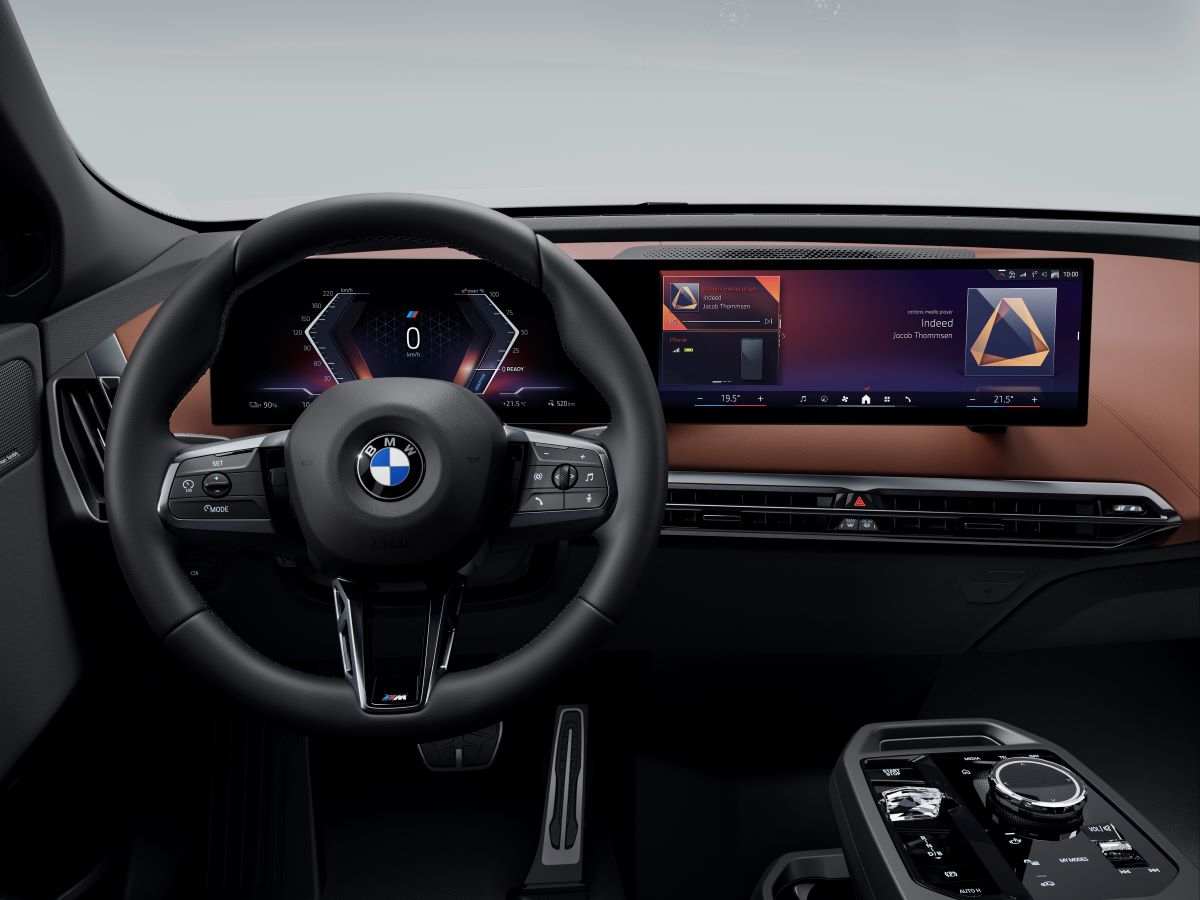 P90585185_highRes_the-new-bmw-ix-xdriv.jpg