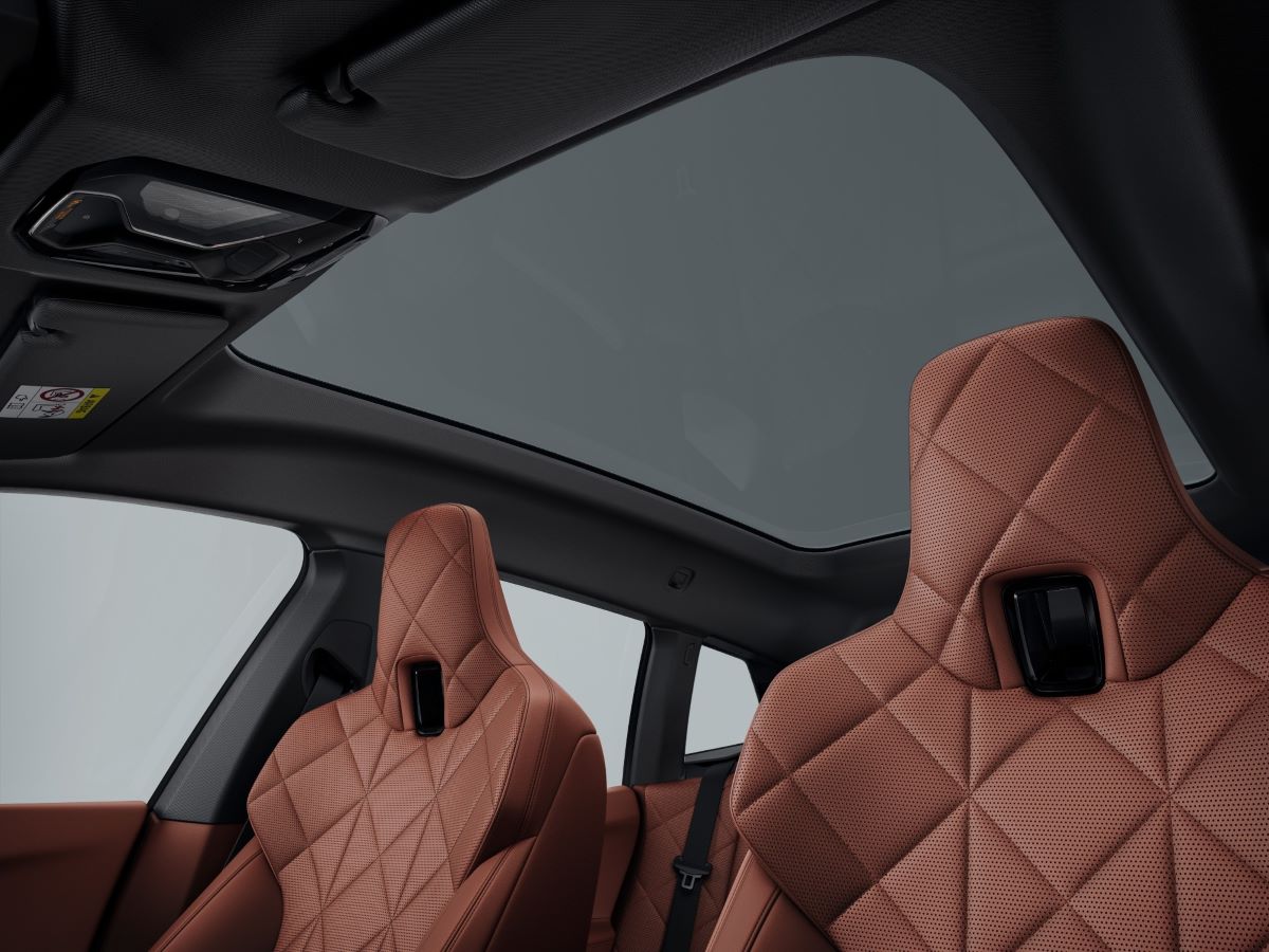 P90585188_lowRes_the-new-bmw-ix-xdriv.jpg