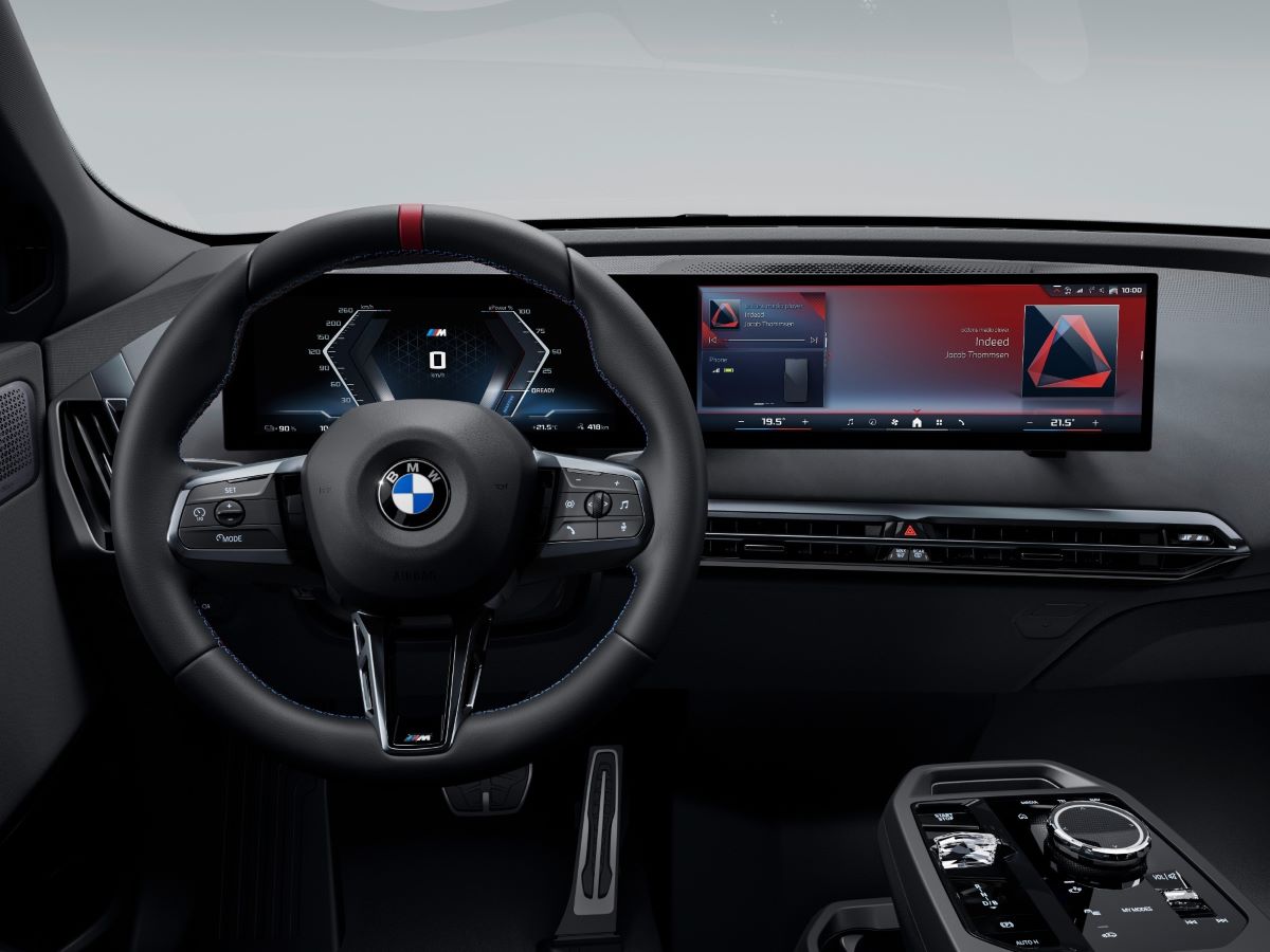 P90585201_lowRes_the-new-bmw-ix-m70-x.jpg