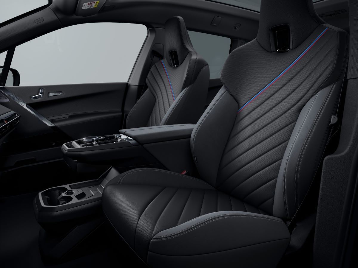P90585204_lowRes_the-new-bmw-ix-m70-x.jpg