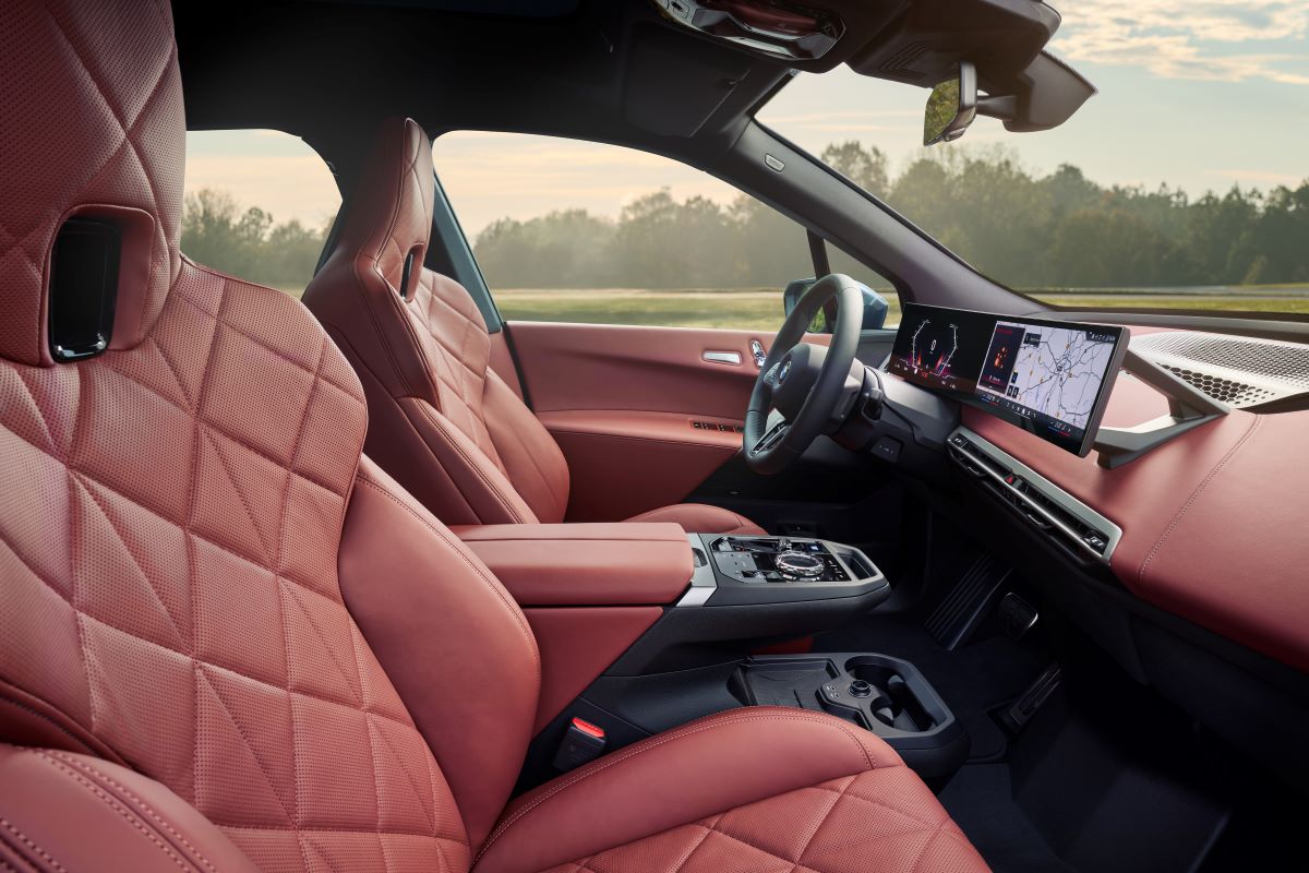 P90585341_highRes_the-new-bmw-ix-xdriv.jpg