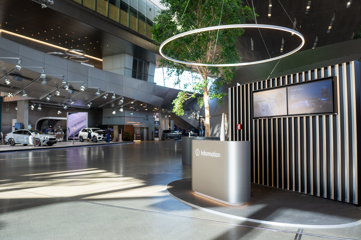 P90586982_highRes_reopening-of-bmw-wel.jpg