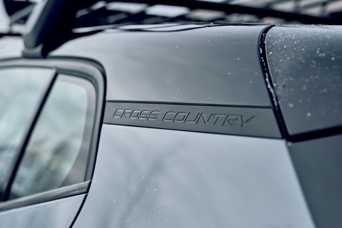 339539_Volvo_EX30_Cross_Country_exterior.jpg