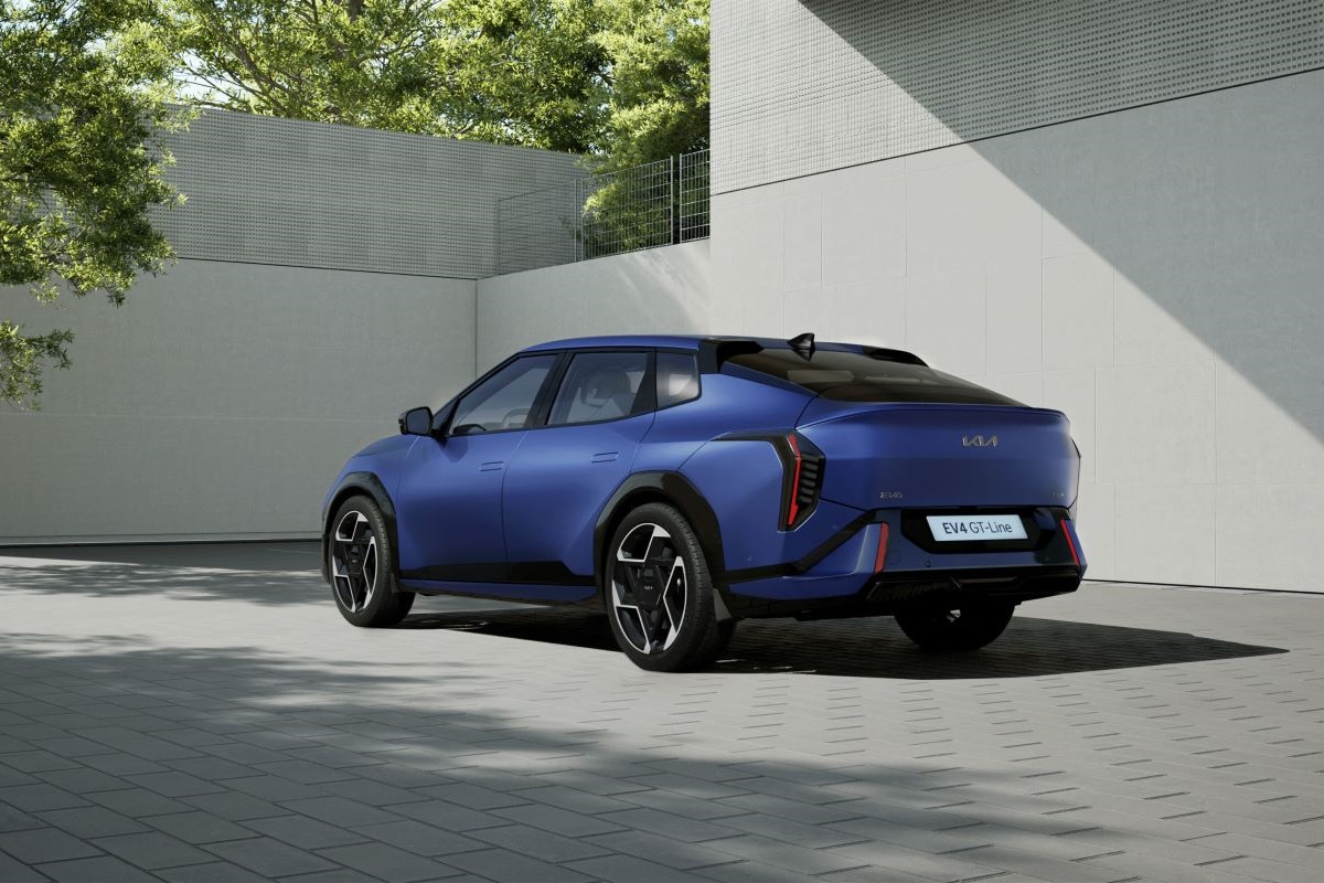 (Image 4) The Kia EV4 GT-Line.jpg