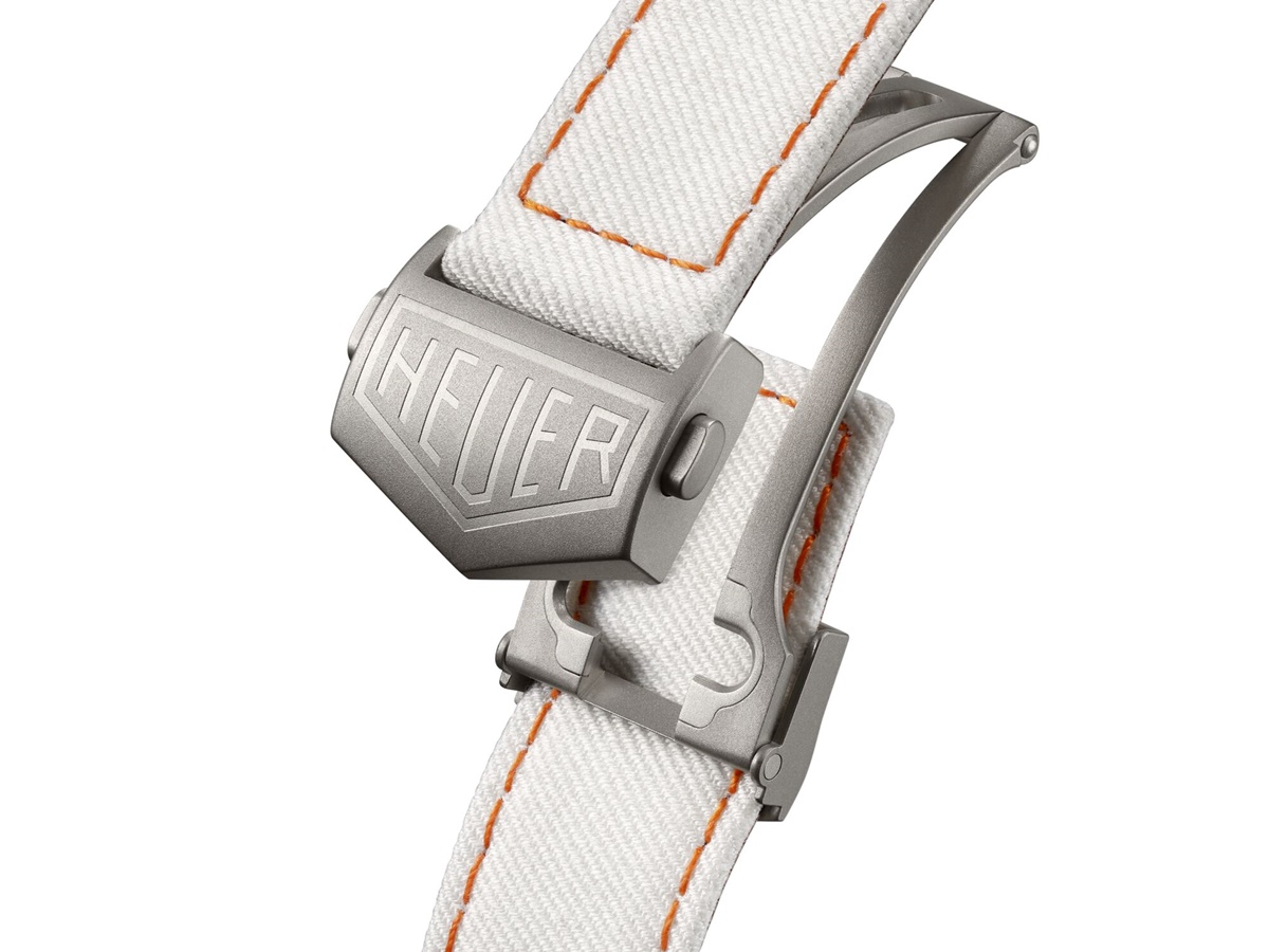 TAG Heuer Monaco x Gulf-6.jpg
